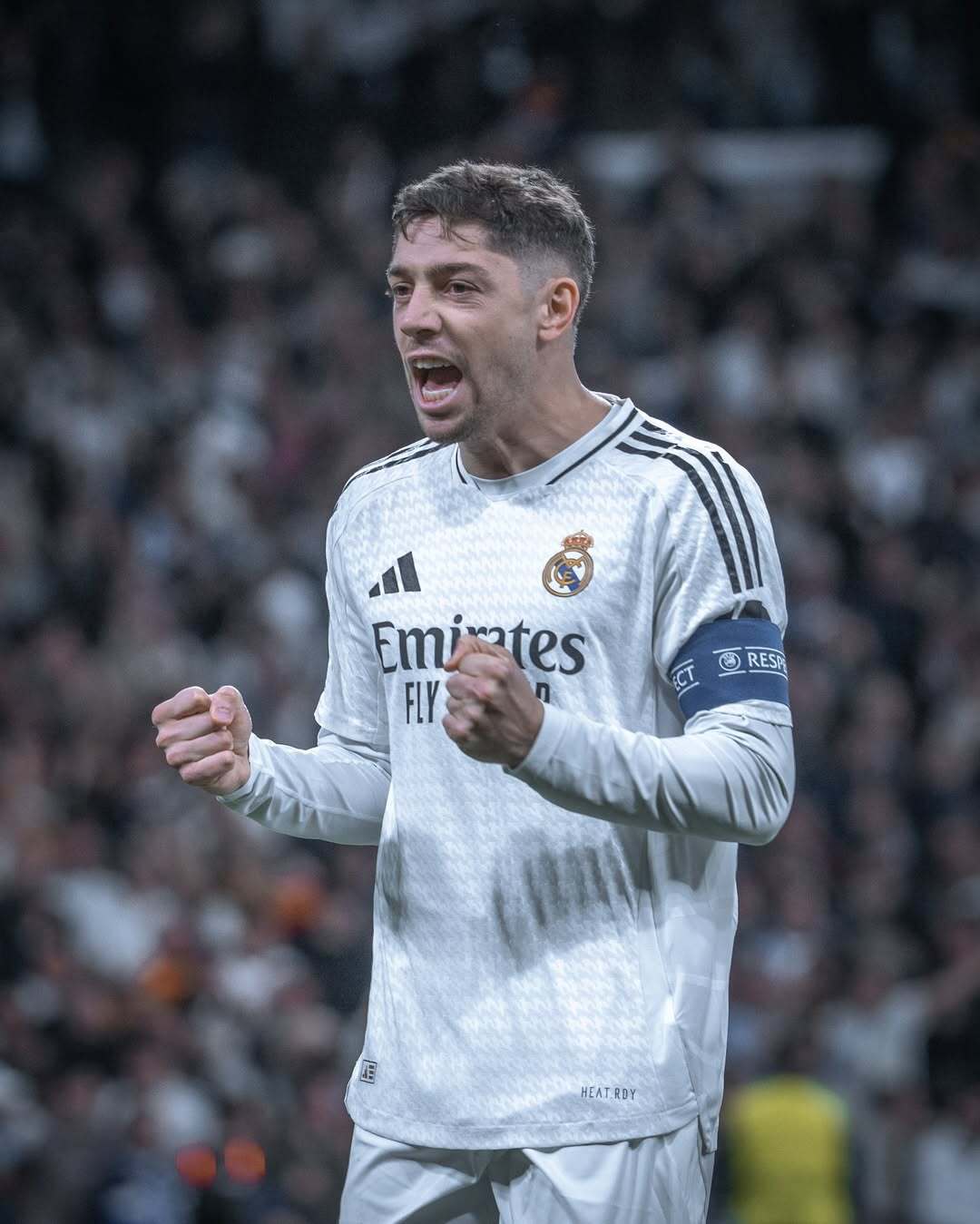 ayx体育皇马后卫神勇救险，助球队成功保级，评论设计其他.的简单介绍