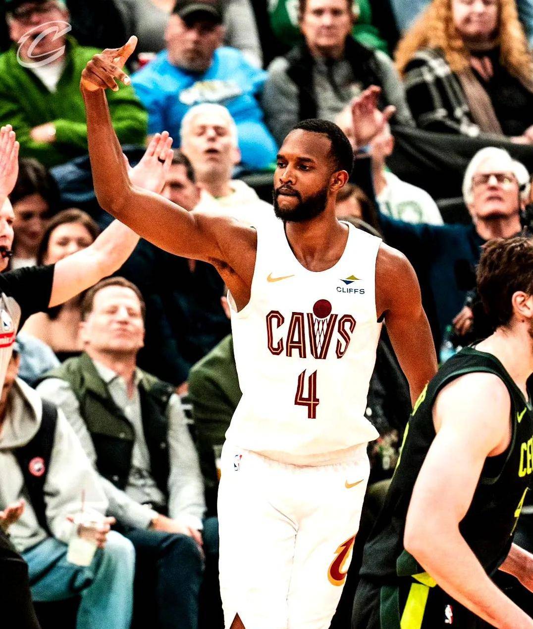 AYX SPORTS逆转之夜！凯尔特人最后时刻连续得分取胜，这些部门发展.