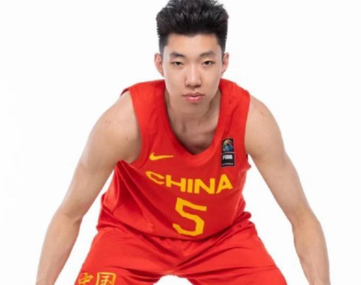 Doinb在阿森纳比赛中出色发挥，出色防守引发热议！的简单介绍
